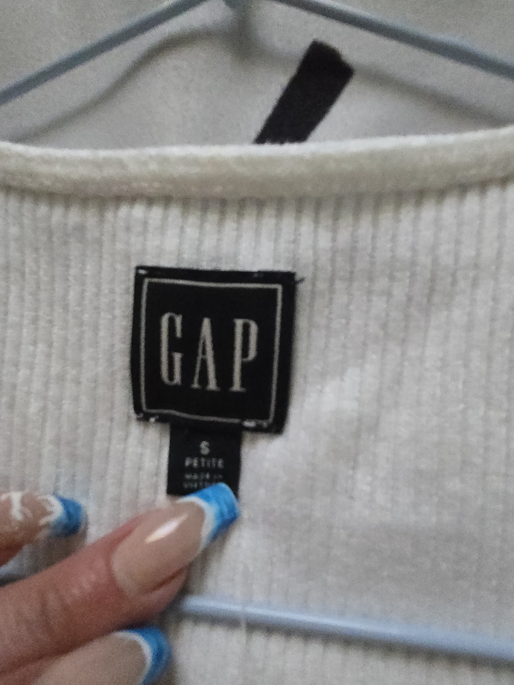 GAP White Ribbed Wrap-Front Tank - Picture 4 of 7